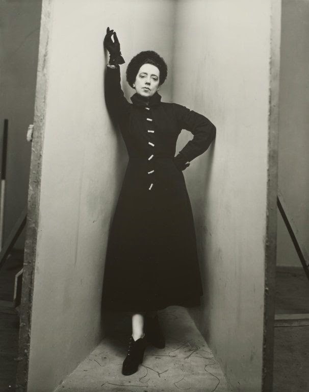 Elsa Schiaparelli, 1948. (Nguồn: Irving Penn)